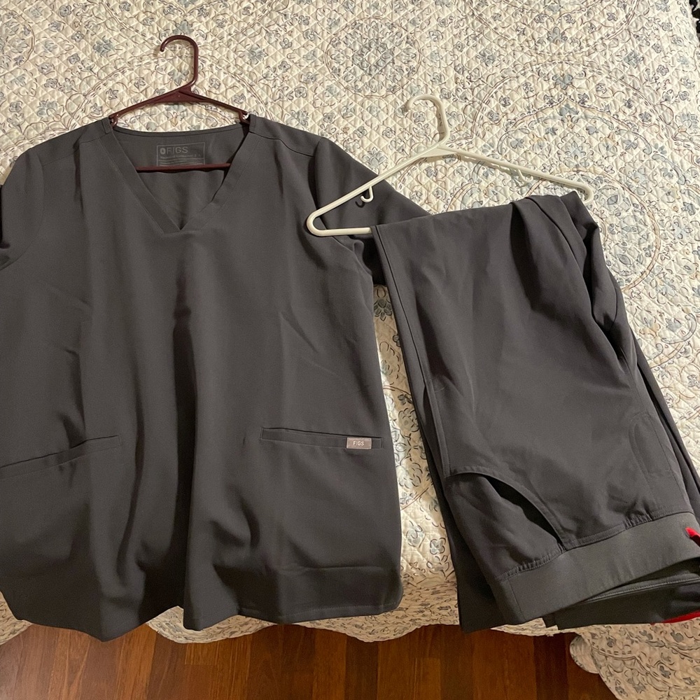 Fig scrub set- pants size large long
